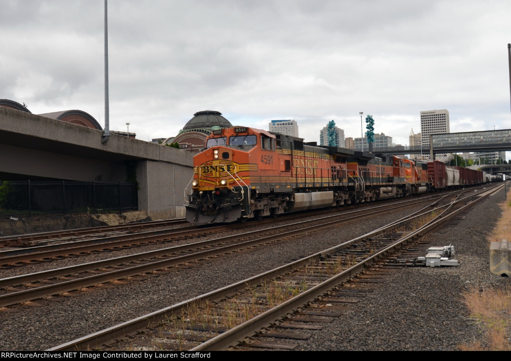 BNSF 4591 N/B